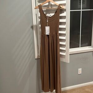 LA relaxed brown dress NEW WITH TAG